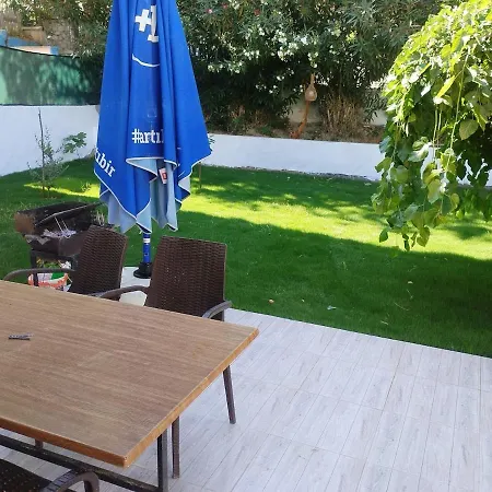 For Women, 100 Meters To The Sea And The Beach, Luxury With Panoramic Views شقة